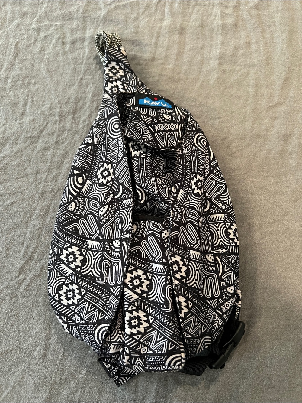 Kavu Black & White Tribal Pattern Rope Sling Backpack